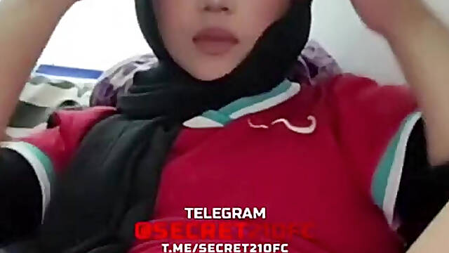 Gadis Cantik Berkerudung Colmek Di Kamar Siang Hari Bikin Sange Full Https: s.id yangviral1