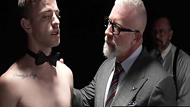 Lance Charger shoves big dick into hungry hole of Tom Bentley