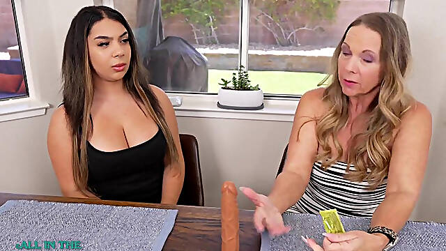 Gigi Lysette Brand New Big Boob Thick Latina Stepsis Cant Figure Out Condoms