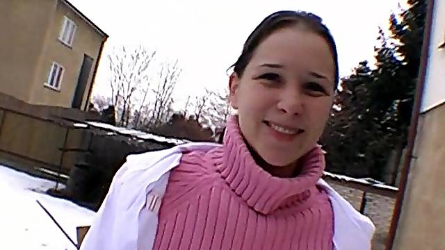 Amateur chick takes money to be fucked by a handsome stranger