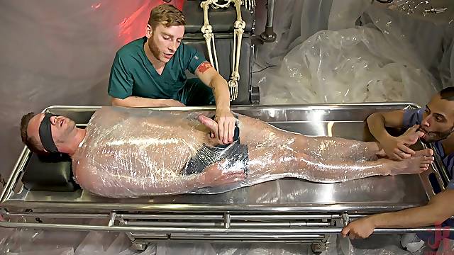 Gay dude gets his whole body licked by a nasty pervert. HD video