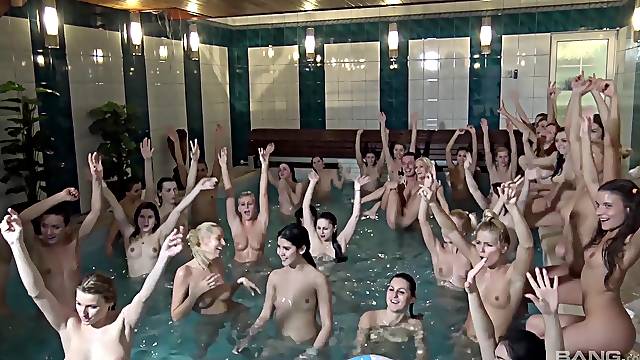 Wild orgy in the public pool with kinky pornstar Vanessa Decker