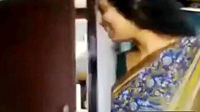 Tamil married girl fucking nehibour