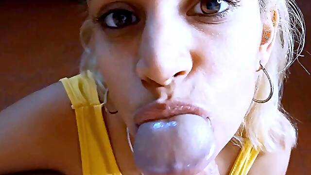 I fuck a beautiful slut Argentina, she asks me to fill her