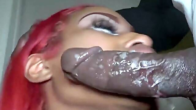 Big Facial-make Up Artist Gives Sloppy Head