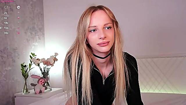 Shemale tranny sucking dick