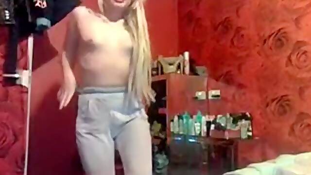 SummerRose UK Chav dancing showing her teen body