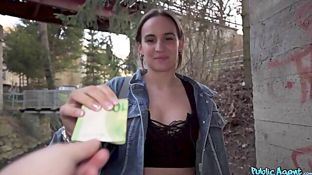 Crazy outdoor fuck for money with a happy slutty brunette Gigi Max