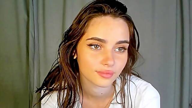 Masturbating Sexy Webcam Babe Big Boobs Webcam Solo