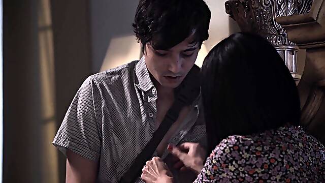 Brooke Barclays As A Mom