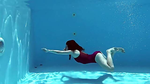Fernanda Releve Pink Swimsuit Gymnast In The Pool
