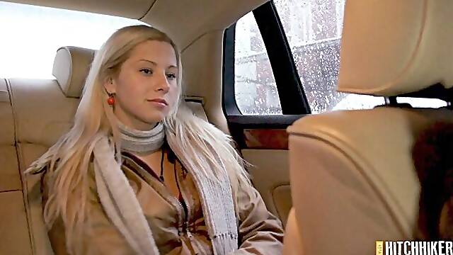Toilet smut with aristocratic cocotte from Czech HitchHikers
