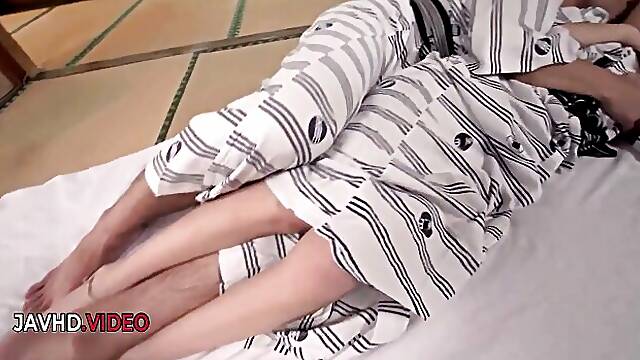 Mikuru Shiina lines up creampie scenes