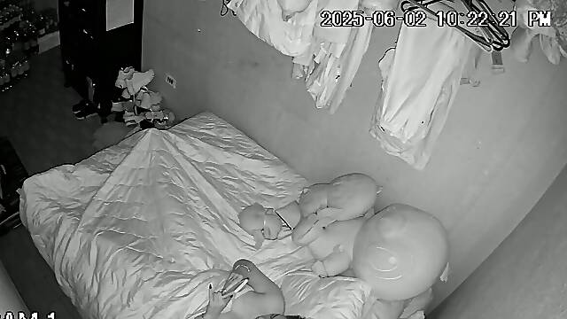 Hcm masturbation to orgasm