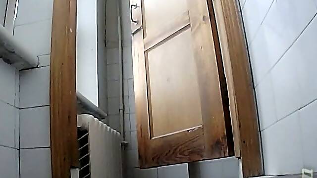 Thick juicy white ass of a stranger girl filmed closeup in the toilet