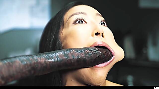 Ruthless aliens fuck innocent bitches - Compilation