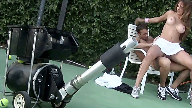 Monique Fuentes fucks hard on a outdoors tennis loan