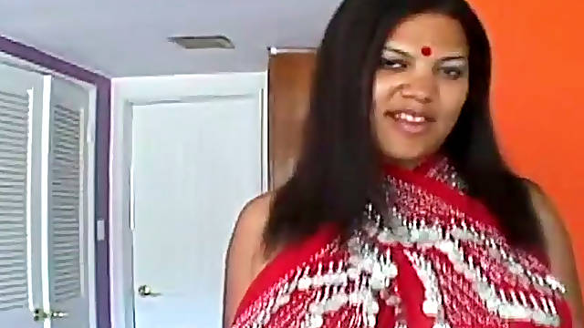 Buxom ugly Indian whore gonna provide a strong hot dick with a blowjob and titjob