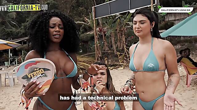 Hot influencer kisses married tourist on beach in Brazil!