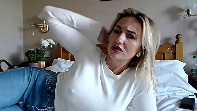 Hairy Milf Mature Teases Big Boobs and Feet on Webcam