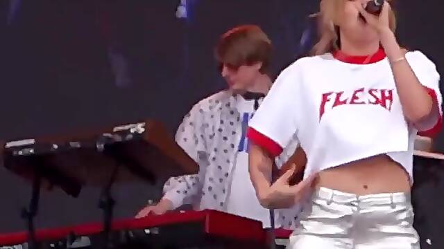 Swedish Singer Flashing Live