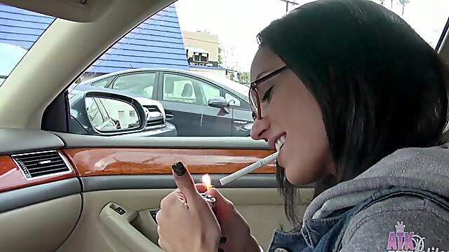 Tia cyrus computer 13