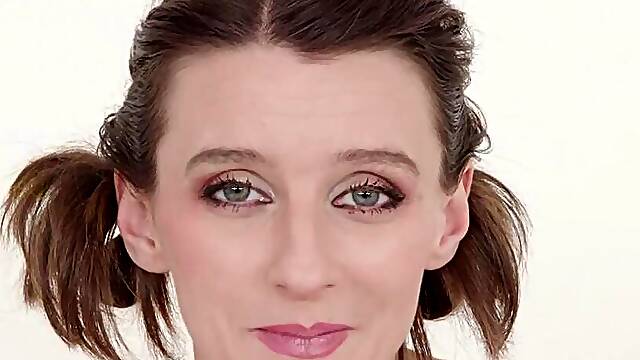 French Pauline Cooper Takes BBC Anal Pounding