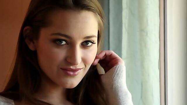 Dani Daniels does a soo striptease & tease her pussy to climax