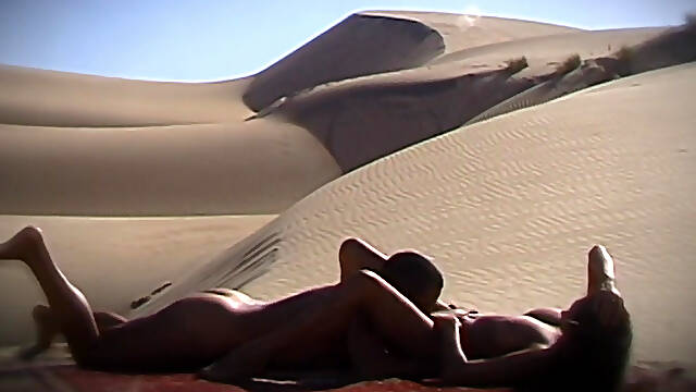 Tera Patrick steamy sex session in the desert