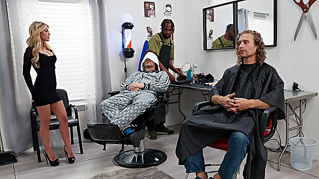 Fetish sex with busty hairdresser Kayla Kaden