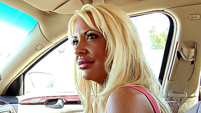 Courtney Taylor puts her fake silicone lips on the head of his cock