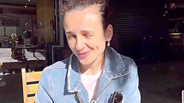 Brazenly talked a babe into anal sex