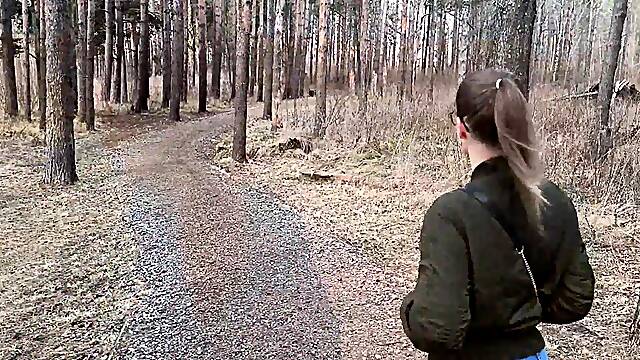 I met a nymphomaniac in a forest park, dragged me into the bushes and brought me to orgasm!