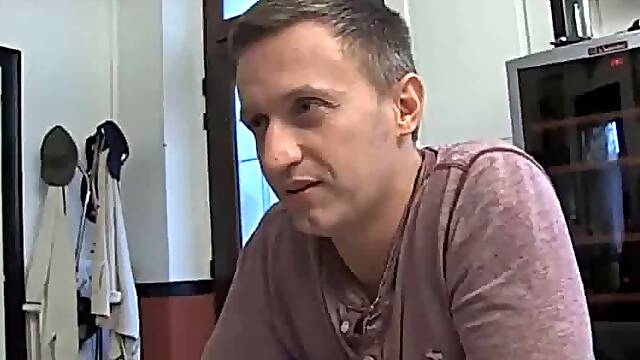 Il me propose un plan a 3