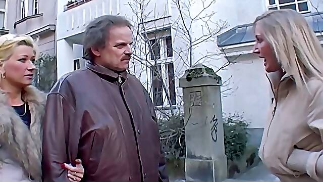 Amazing looking German blonde chicks fucks onelucky dude