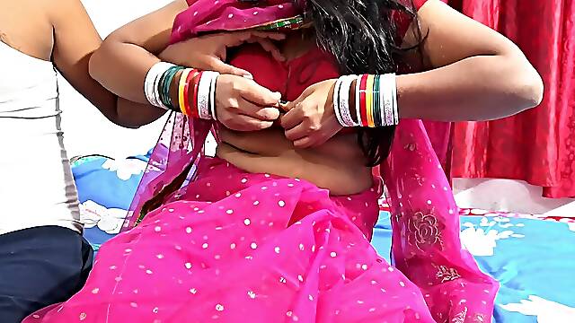 Indian Bhabhi gets fucked in homemade amateur scene