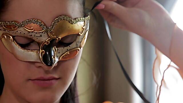 The Luxurious Mask - Anie Darling