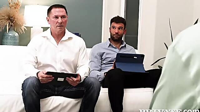 Dana Vespoli - What When Your Boss Calls An Urgent Meeting