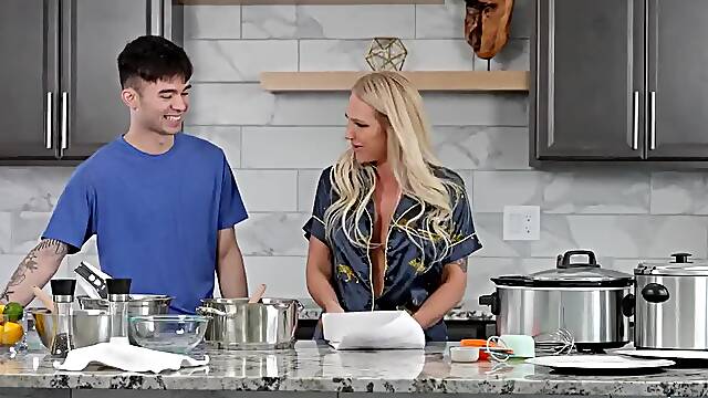 Stepmom Get Pregnant