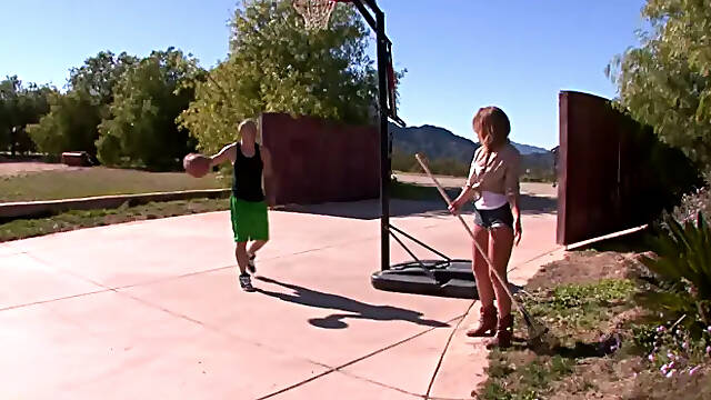 Aching Hole Meets Lucky Man
