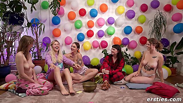 Ersties - 5 Girls Enjoy Sexy Fun Together