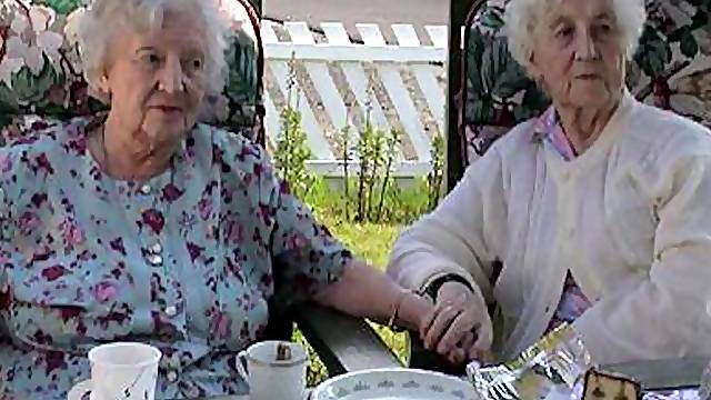 ILoveGrannY Compilation of Milf Pics and Photos