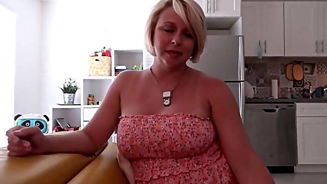 Appetizing cougar thrilling adult clip
