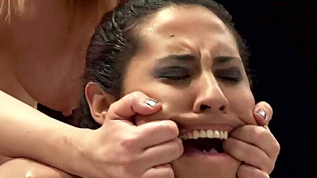Rain DeGrey loses a fight and gets toyed by Eden Coxxx