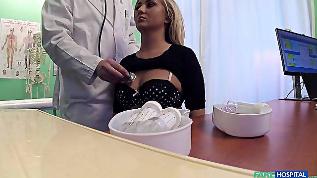 Horny doctor wants to fuck Cayla Lyons on the bed during the visit