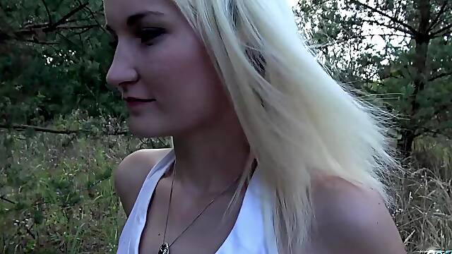 Outdoor Quickie For Pleasure