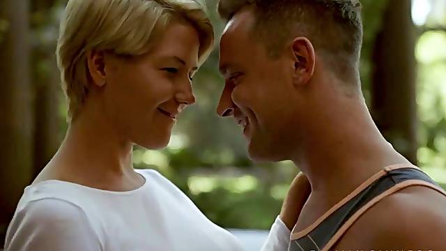 Kit Mercer is having casual sex in the centre of the day and groaning during the time that cumming