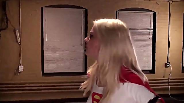 Supergirl got fastened up by a Wonder Woman, who just wanted to have some pleasure