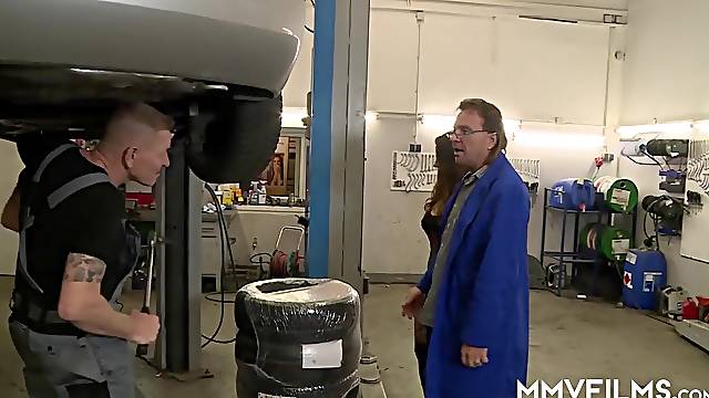 Fresh secretary introduced with anal