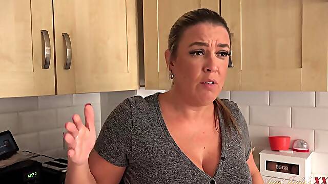 Aunt Judys XXX - Your Breasty mother Id like to fuck Landlady Maisie Lewis Catches U Stealing Her Pants (POV)